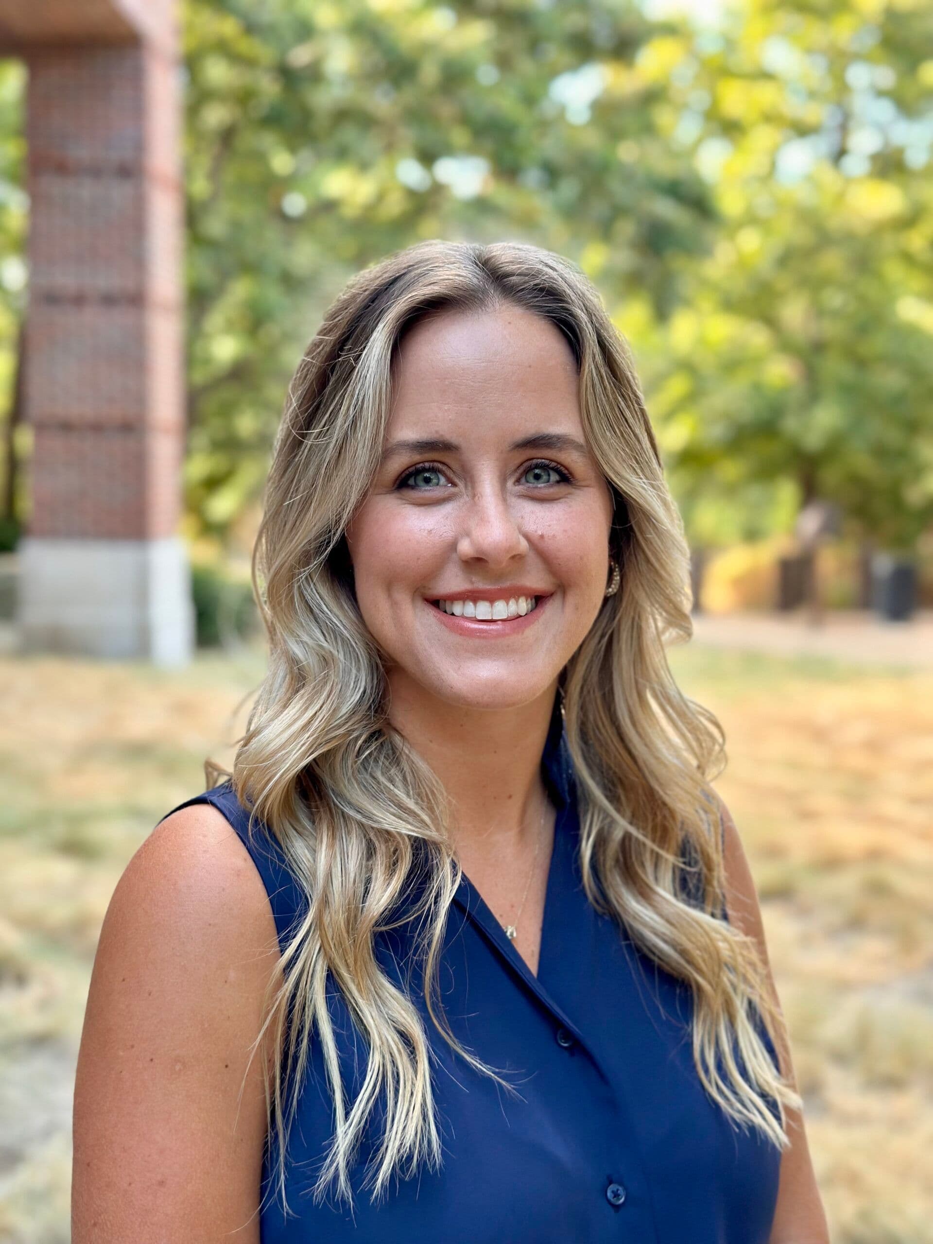 Sarah Waller headshot