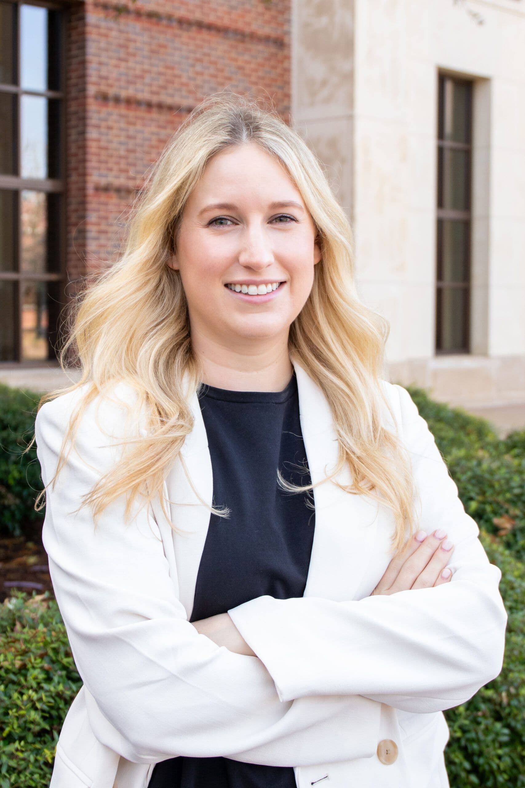 Charlotte Schorr headshot