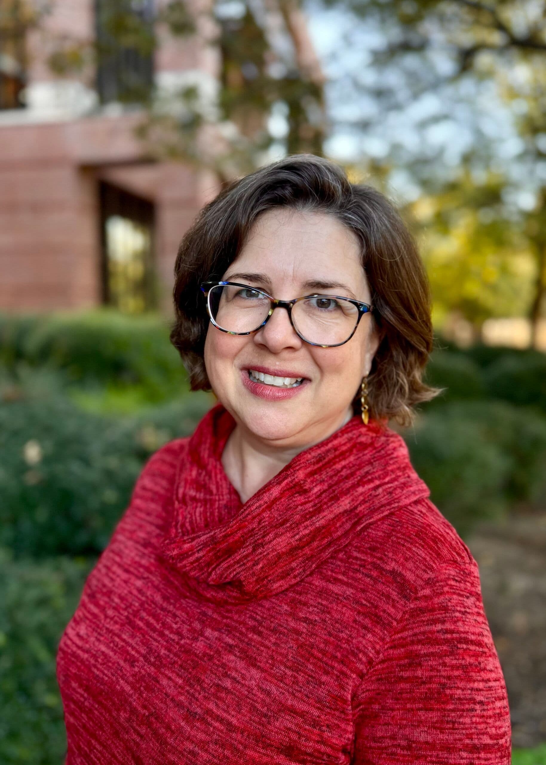 Lindsey Richardson headshot